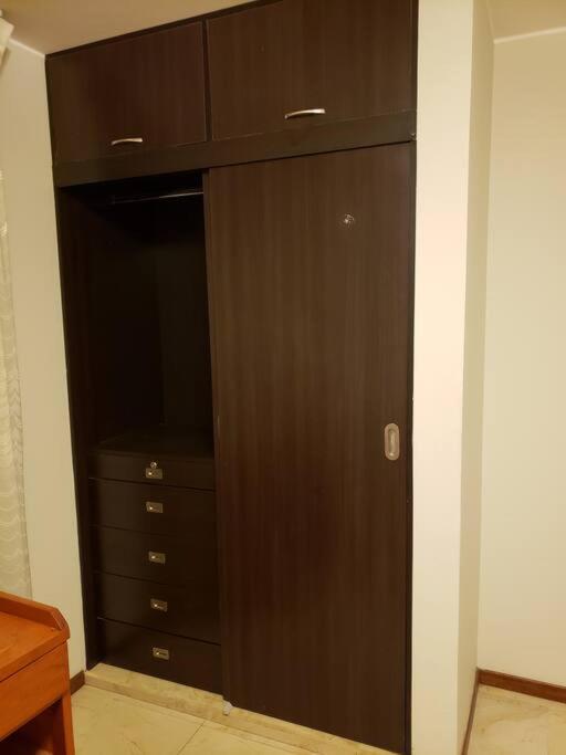 Departamento Amoblado En Ica Apartman Kültér fotó