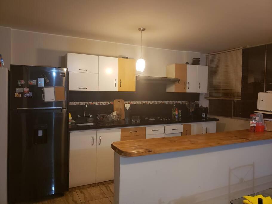 Departamento Amoblado En Ica Apartman Kültér fotó